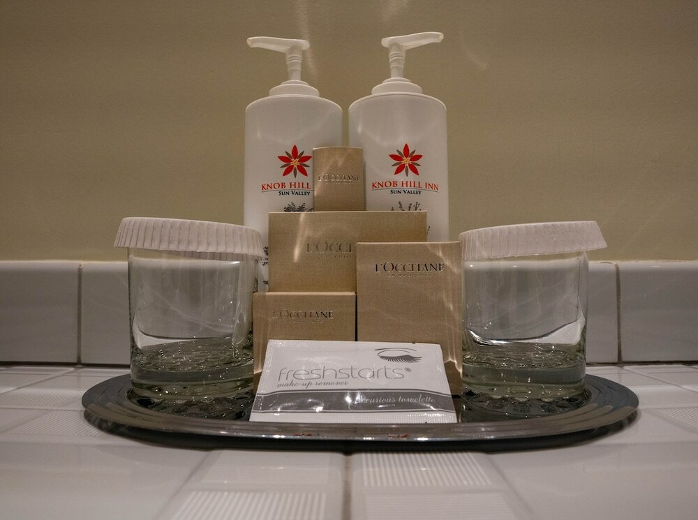 Фото Knob Hill Inn