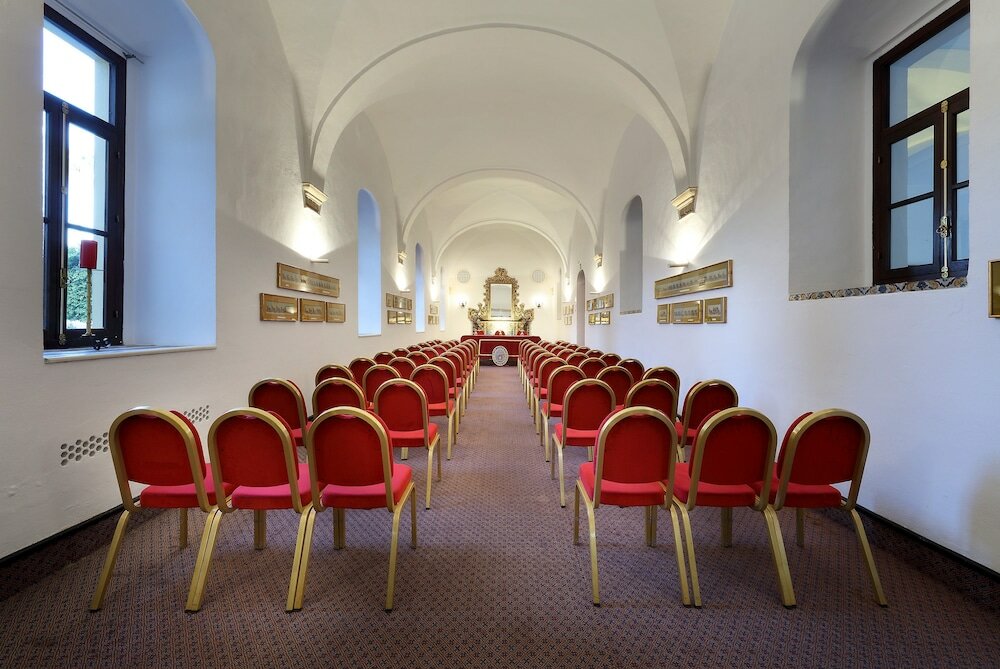 Фото Monasterio de San Miguel