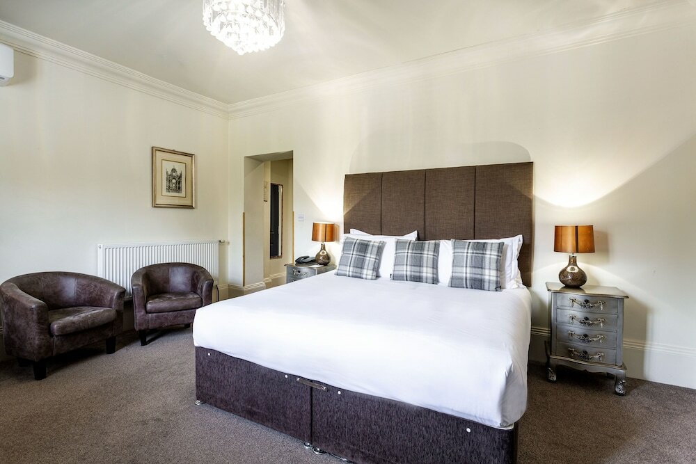 Фото Forest Park Country Hotel & Inn, Brockenhurst, New Forest