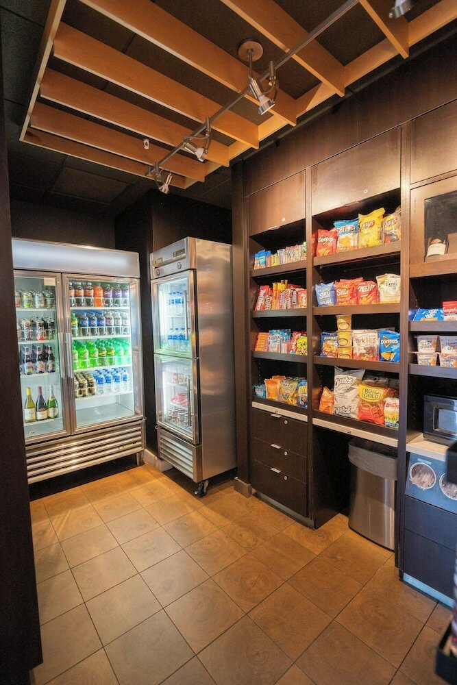 Фото Courtyard Philadelphia Springfield