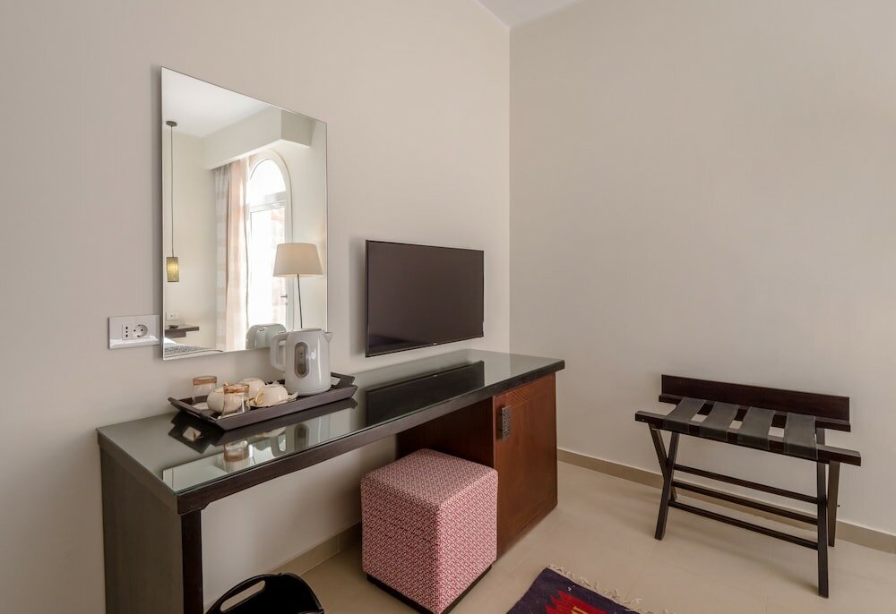 Фото Fort Arabesque Resort, SPA & Villas