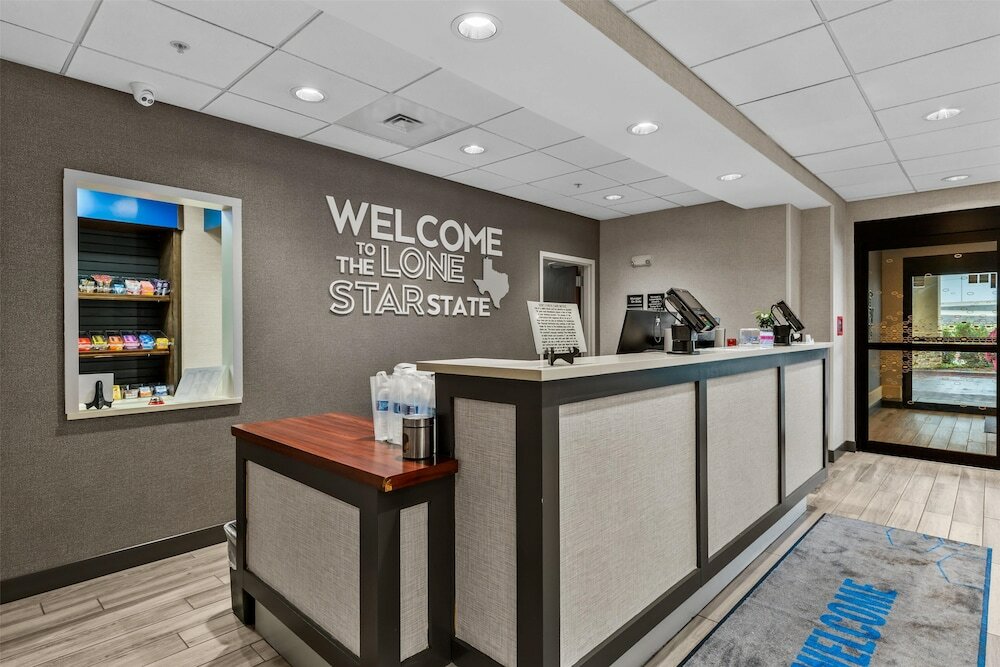 Фото Hampton Inn Temple