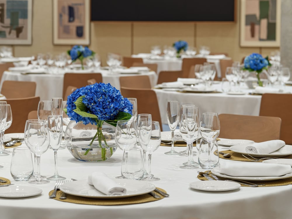 Фото H10 Croma Malaga