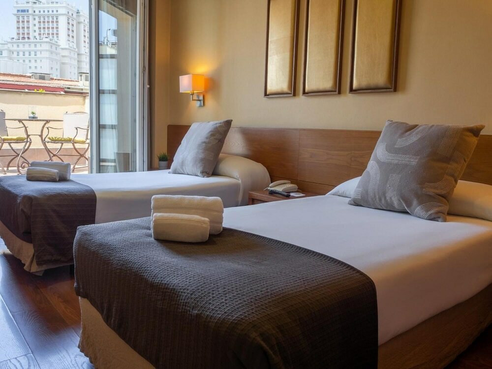 Фото Hotel Sterling