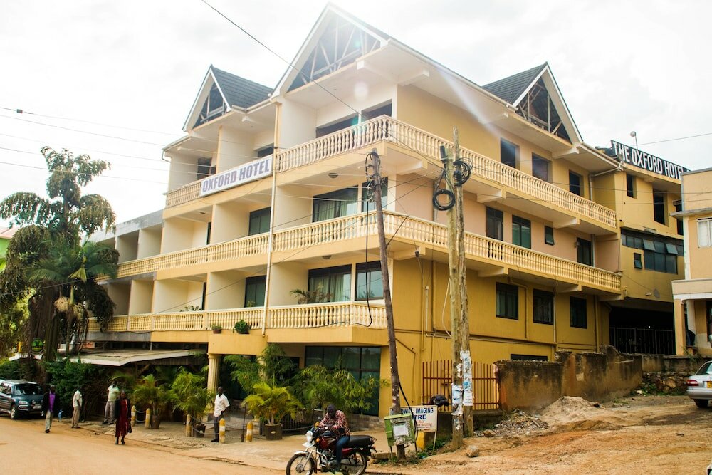 Фото Oxford Royal Hotel