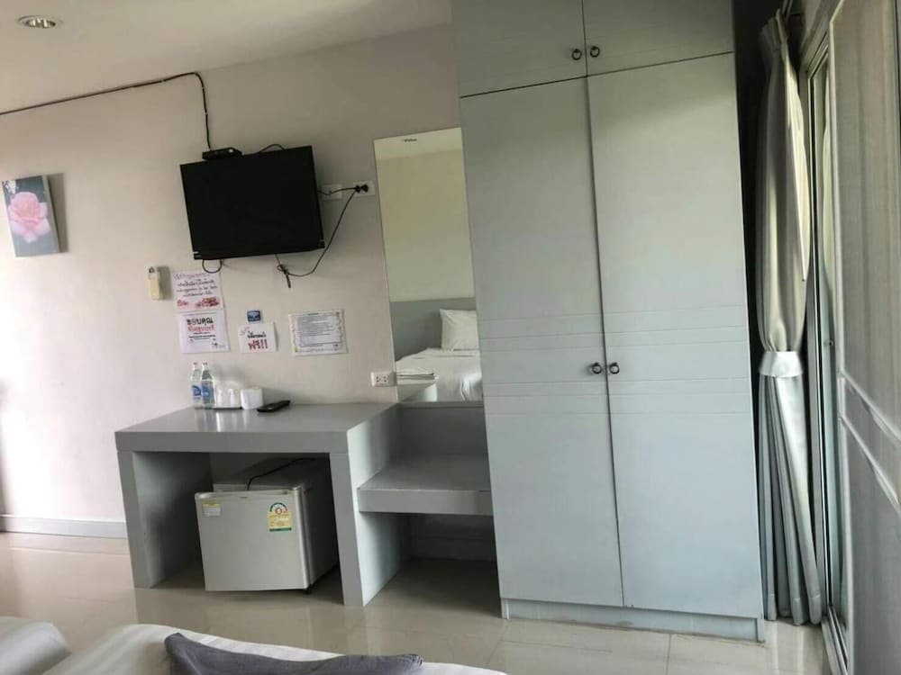 Фото Rose Villa Resort