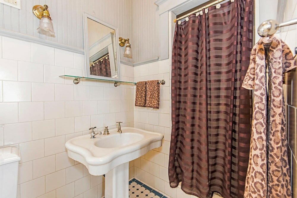 Фото Manoa Valley Inn