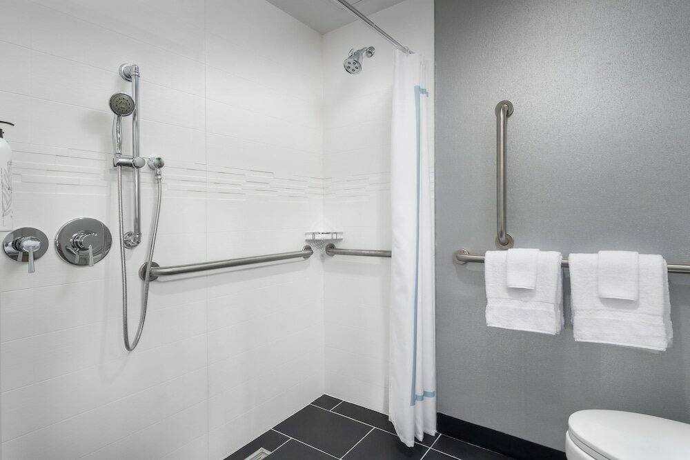 Фото Residence Inn by Marriott New York Queens