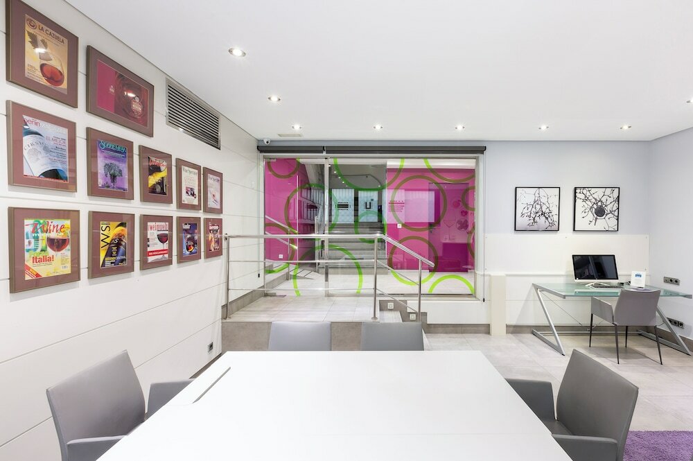 Фото Hotel ibis Styles Madrid Prado