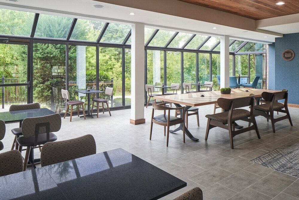 Фото Four Points by Sheraton Chicago Schaumburg