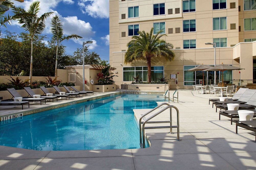 Фото Hyatt Place Miami Airport-East