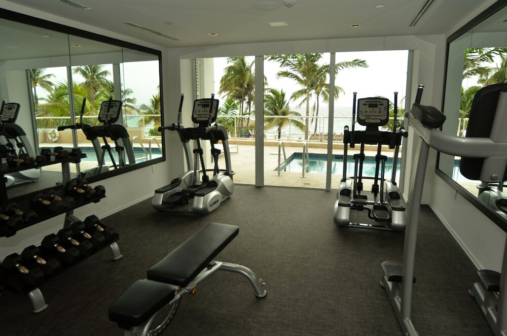 Фото Royal Blues Hotel