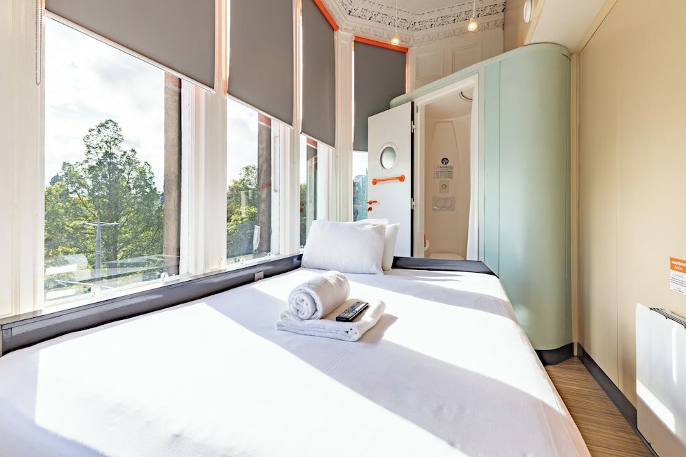 Фото easyHotel Edinburgh