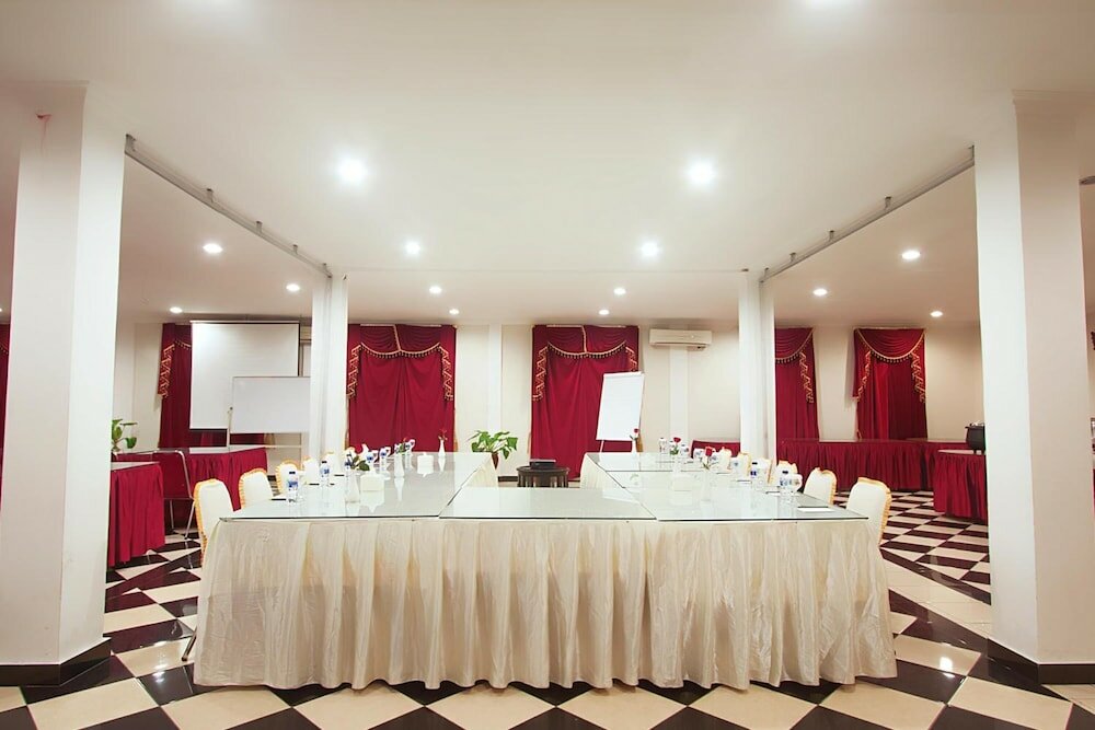 Фото F Hotel Jakarta