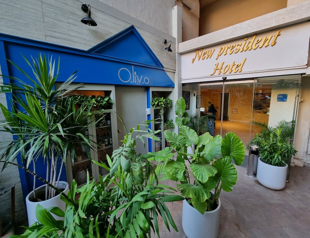 Фото New President Hotel