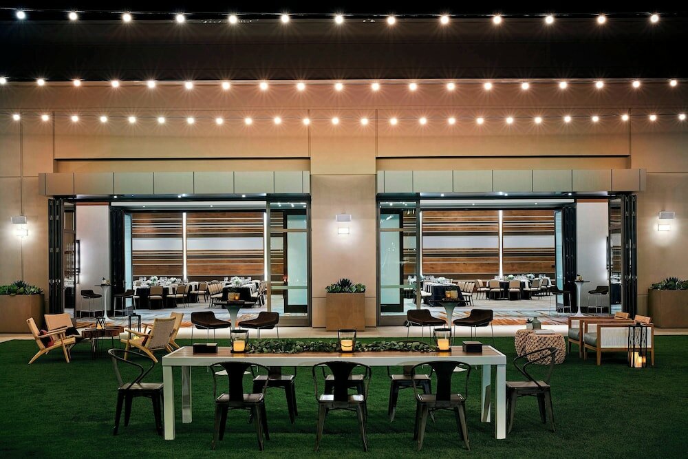 Фото Marriott Irvine Spectrum