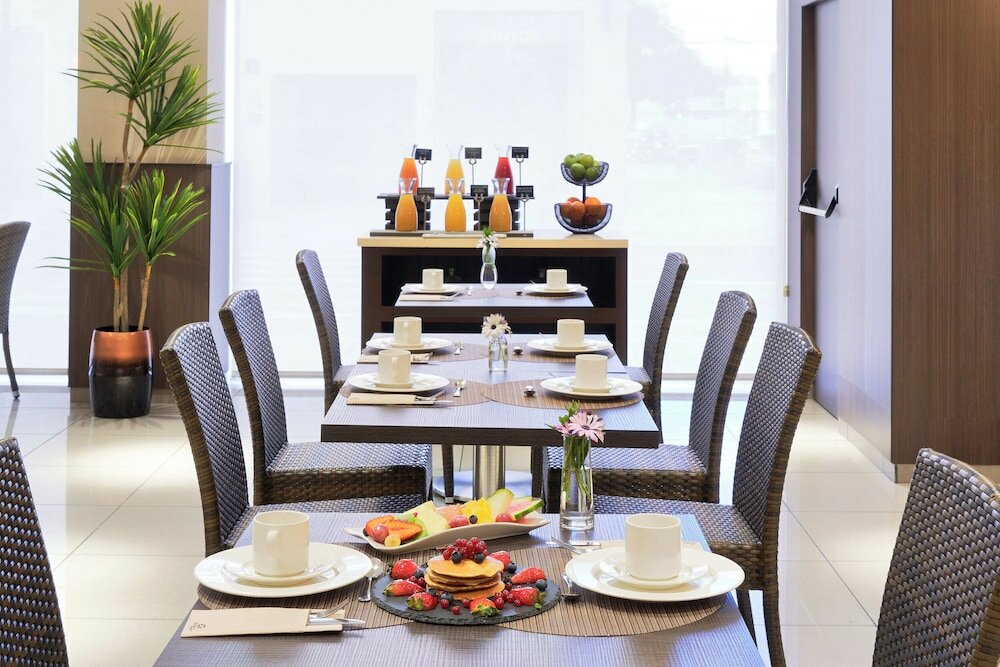 Фото Hotel Guadalmedina