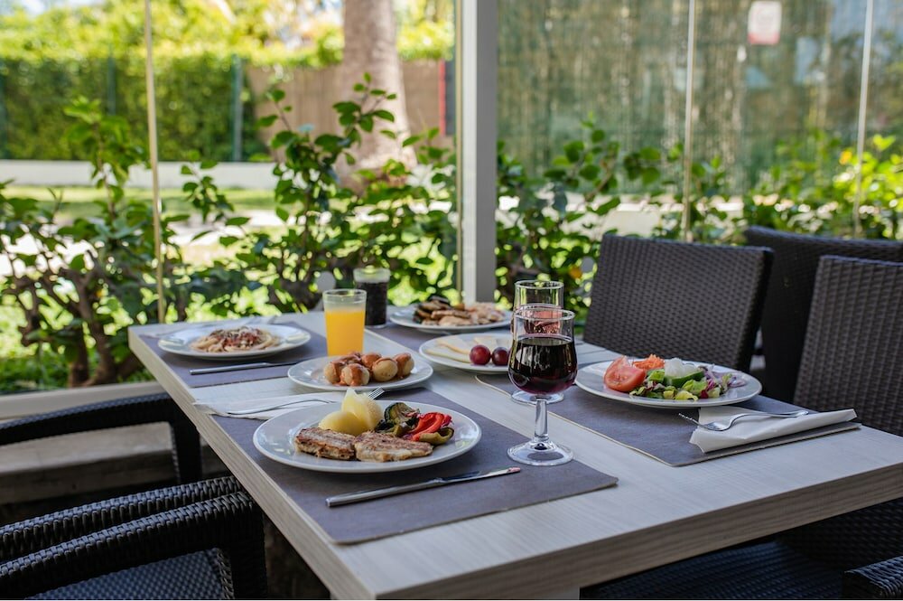 Фото Servatur Waikiki