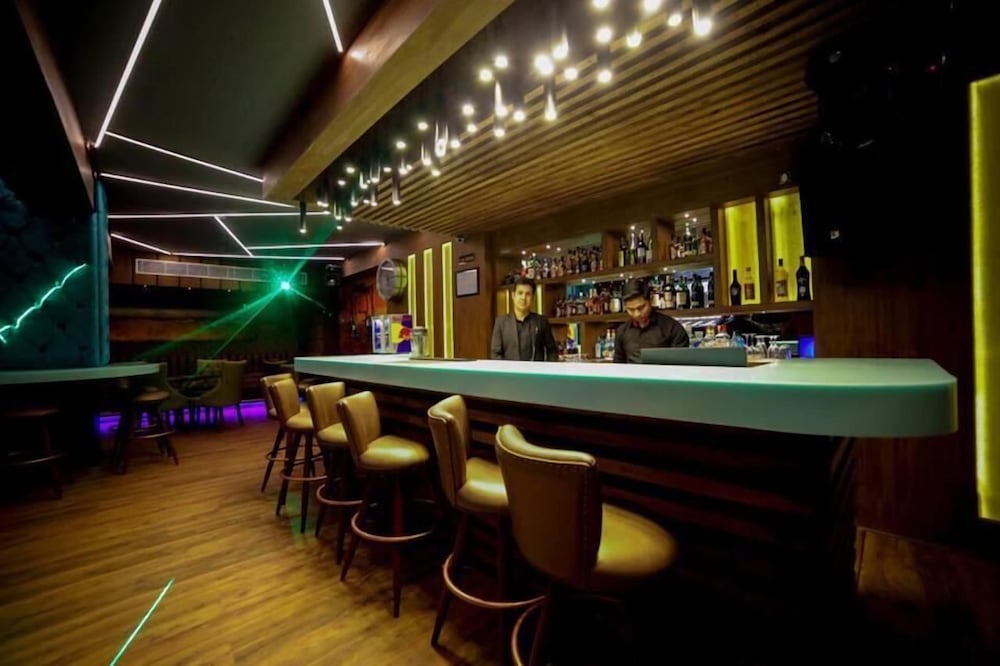 Фото Jd Hotel Four Boutique