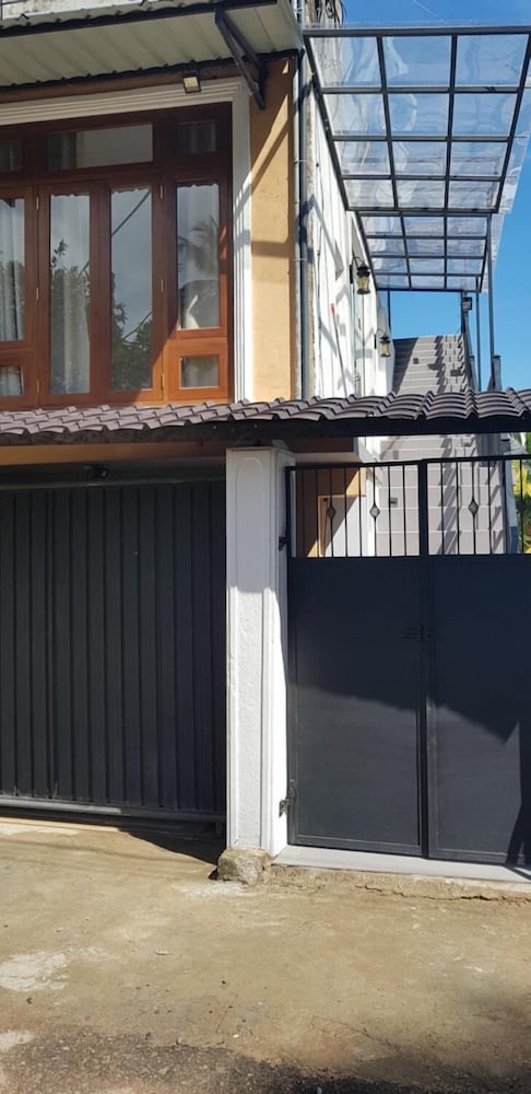 Фото Fairview Residence