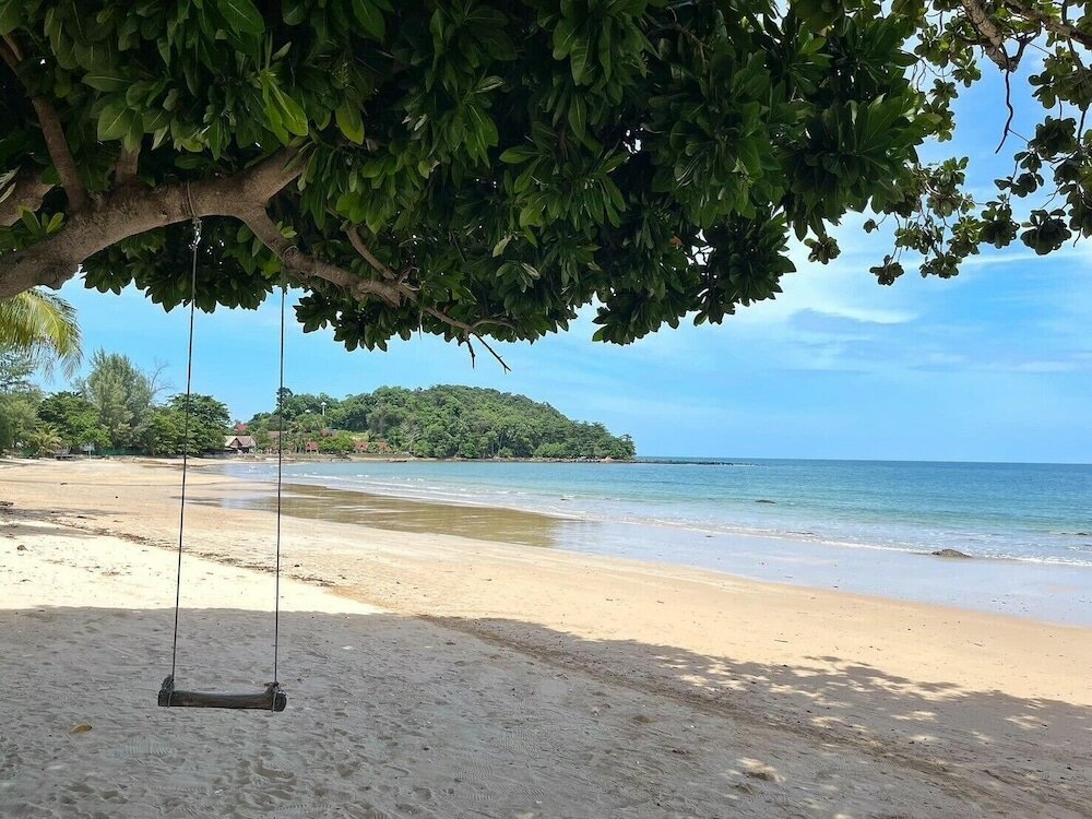 Фото Andaman Lanta Resort