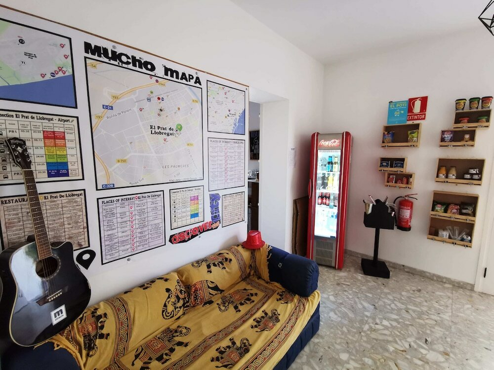 Фото Mucha Masia Hostel Rural-Urbà