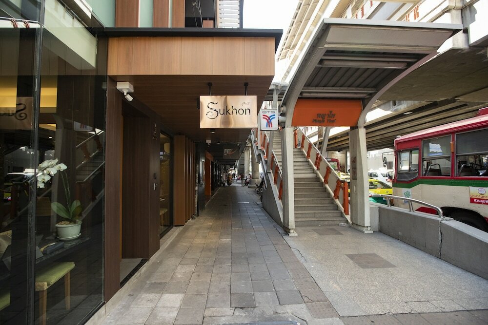 Фото Sukhon Hotel