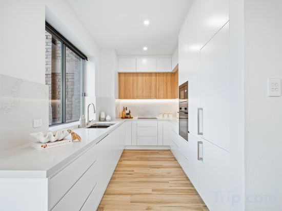 Фото Palm View Collective