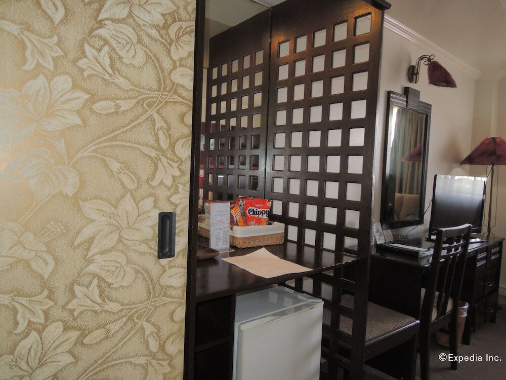 Фото The Bellavista Hotel