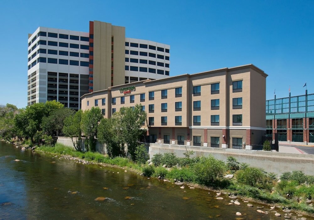 Фото Courtyard Reno Downtown/Riverfront