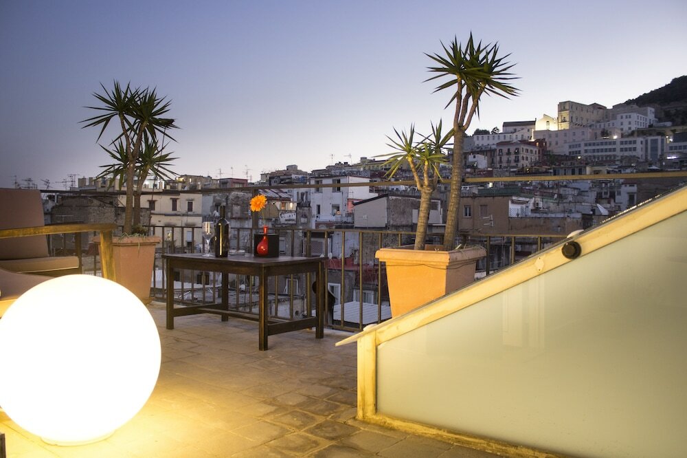 Фото Sui Tetti di Napoli B&b
