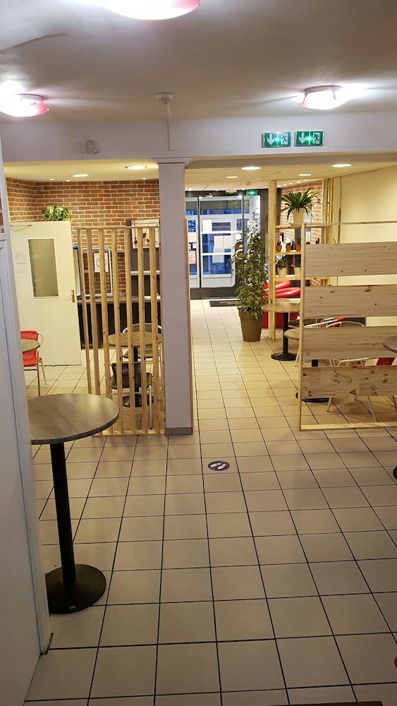 Фото Hôtel Au Spatial