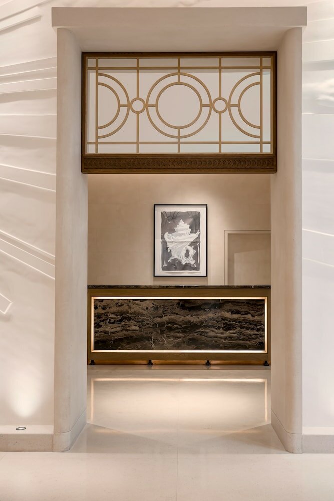 Фото Four Seasons Hotel London at Ten Trinity Square