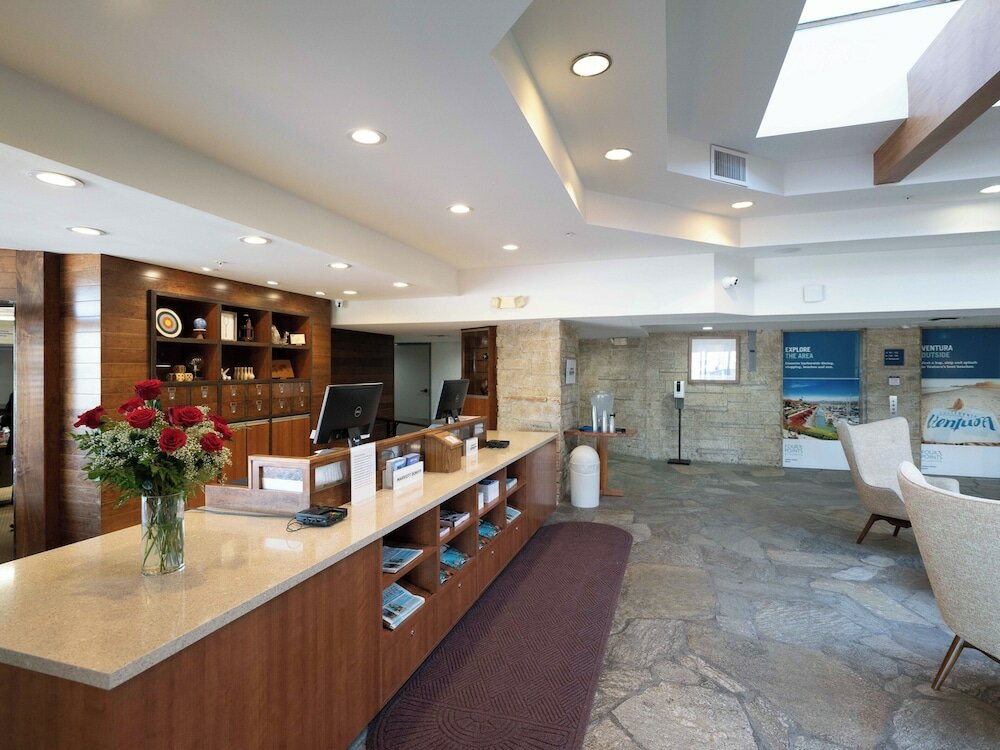 Фото Four Points by Sheraton Ventura Harbor Resort