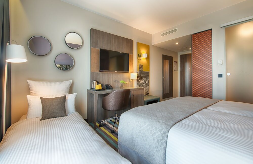 Фото Leonardo Hotel Munich City East