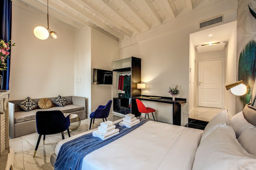 Фото Little Queen Pantheon Residence