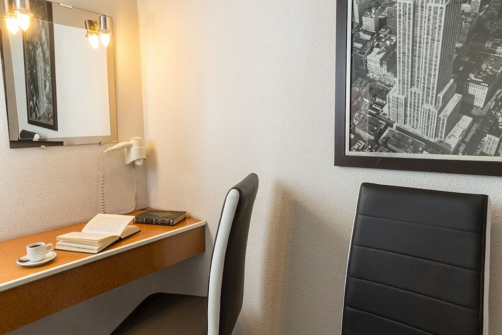 Фото Sure Hotel by Best Western Dole