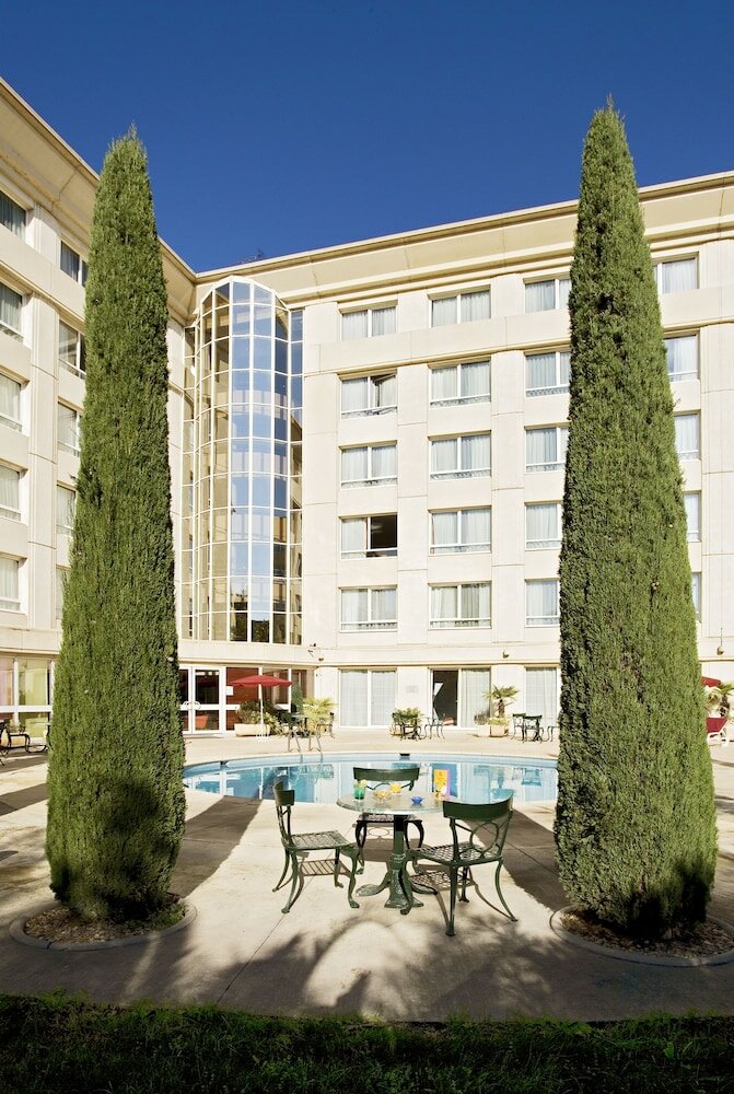 Фото Novotel Suites Montpellier