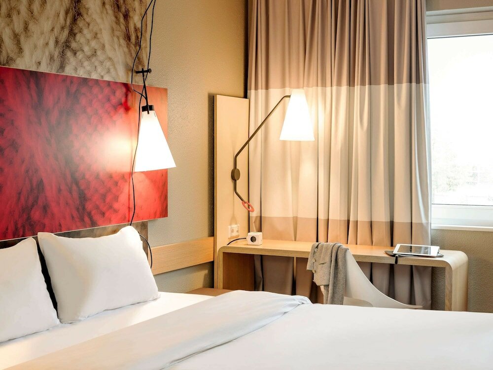 Фото Ibis Gent Centrum St-Baafs Kathedraal