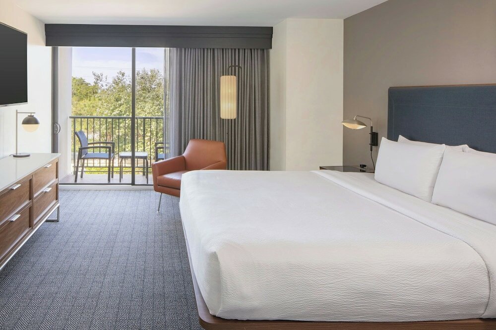 Фото Courtyard by Marriott Fort Lauderdale East/Lauderdale-by-the-Sea