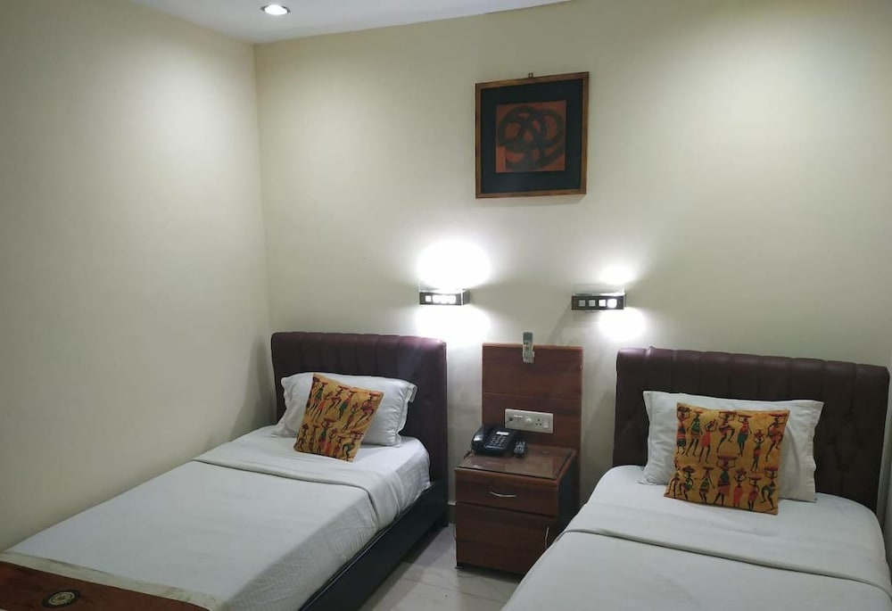 Фото Flavours Inn Kolkata