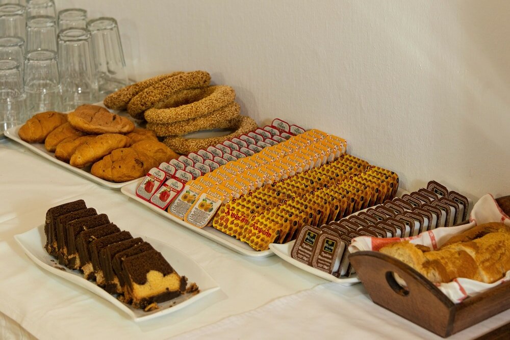 Фото Nea Metropolis Hotel