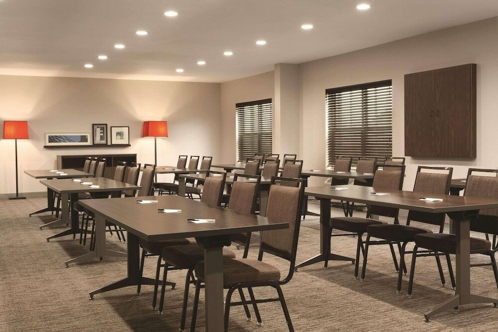 Фото Country Inn & Suites by Radisson, Bentonville South - Rogers, Ar