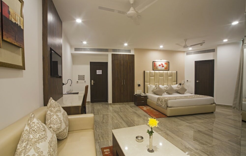 Фото Hotel Shanti Palace