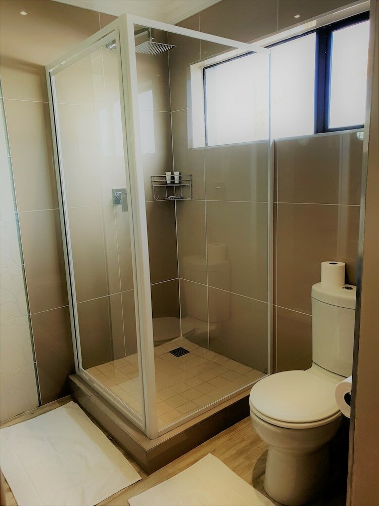 Фото Riverview Guesthouse