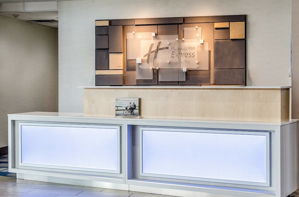 Фото Holiday Inn Express & Suites Atchison, an Ihg Hotel