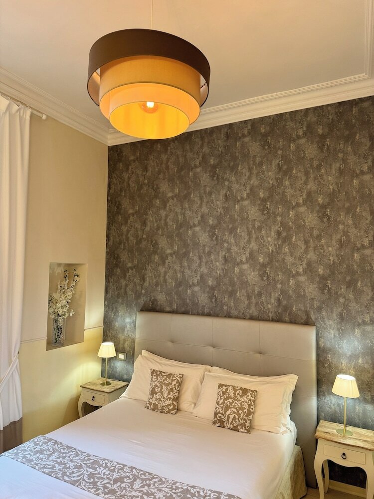 Фото 66 Imperial Inn DeLuxe