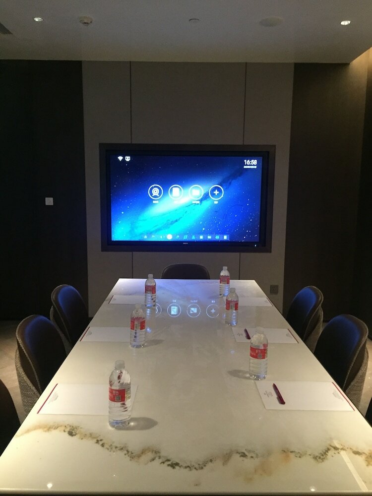 Фото Crowne Plaza Shanghai Hongqiao