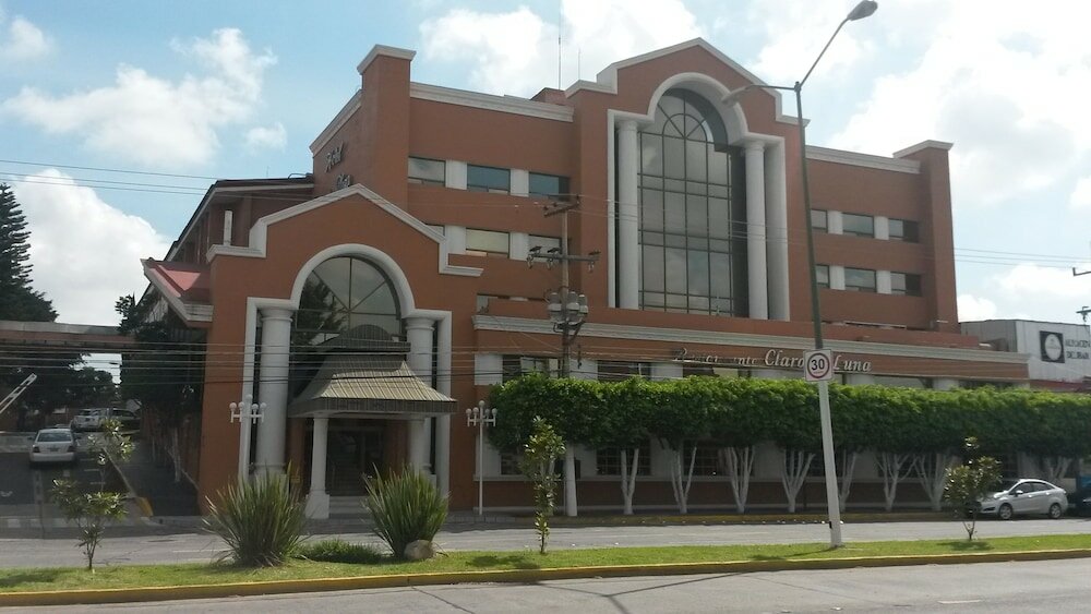 Фото Country Plaza