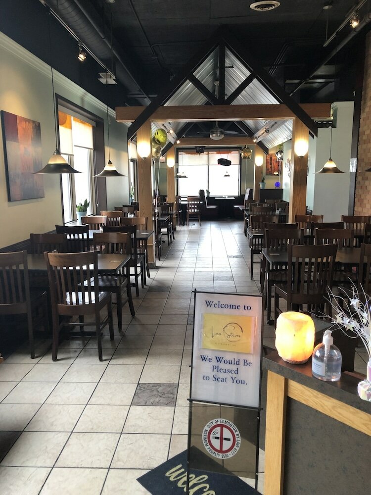 Фото Ramada by Wyndham Edmonton South